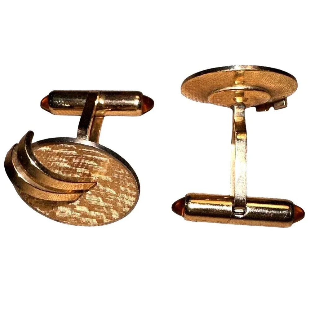 Krements elegant pair